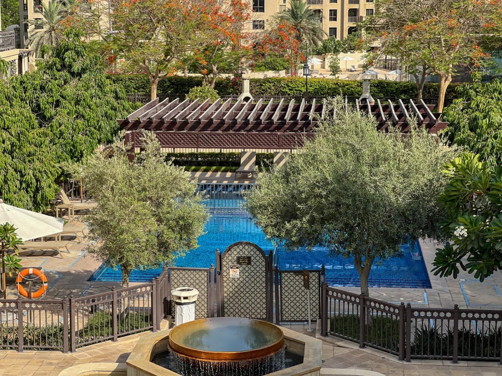 Durrani Homes - Unique Garden Apt At Souk Al Bahar Besides Dubai Mall & Burjkhalifa With Private Jaccuzi Exterior foto